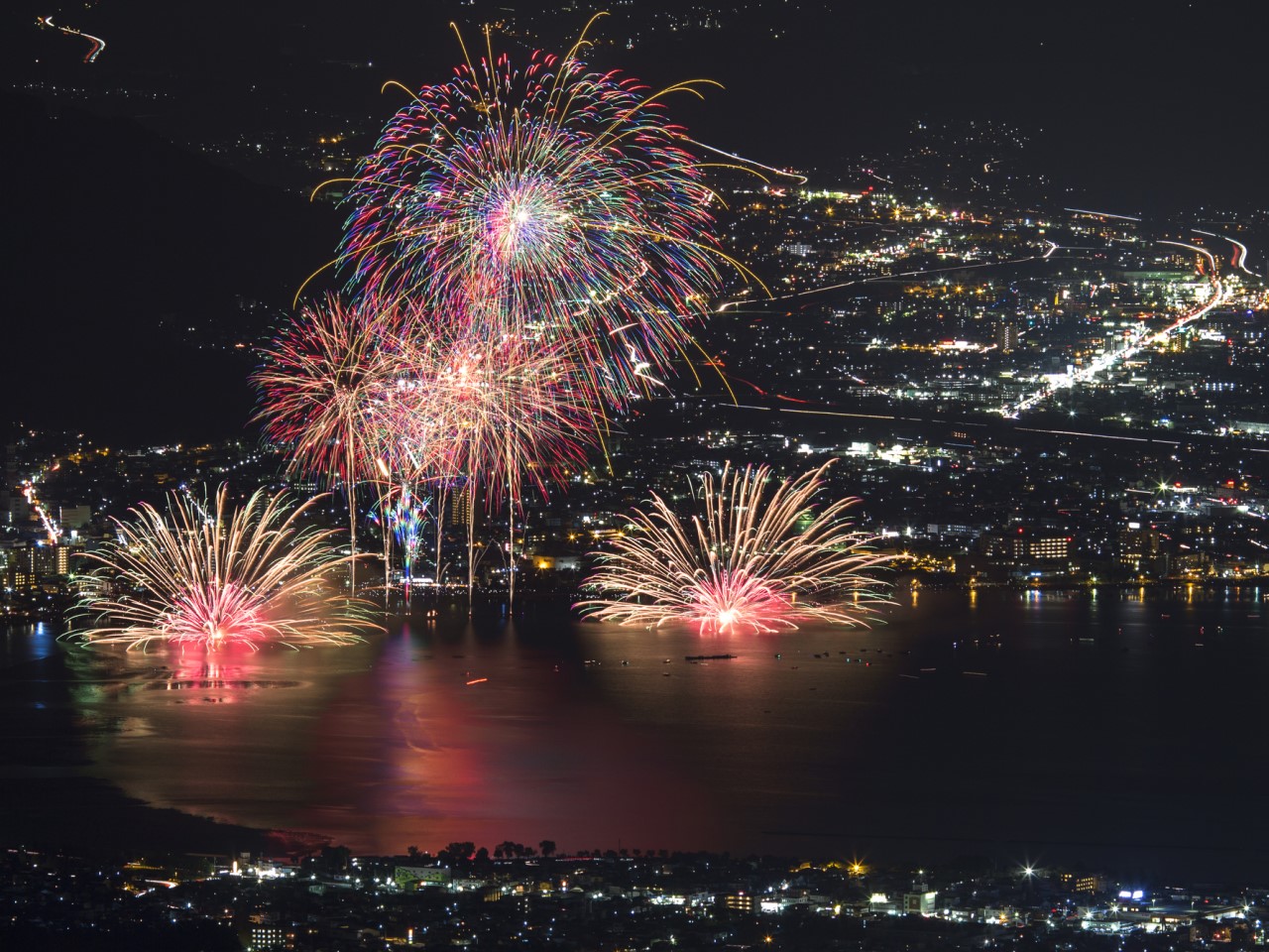 22 全国の花火大会の開催 中止情報まとめ エリア別 開催月別にチェック トラベルコ