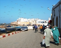 解放感溢れるエッサウィラの街