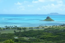 クアロアビーチとチャイナマンズ・ハット