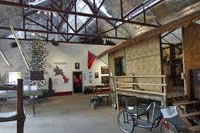 UXO被害者の展示センター2