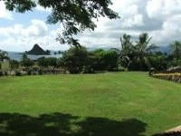 レッスンが行われる広い芝生