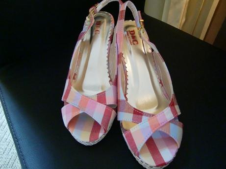 歩きやすいウェッジソール