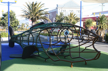 Ｐ７０-１０２Ｆ