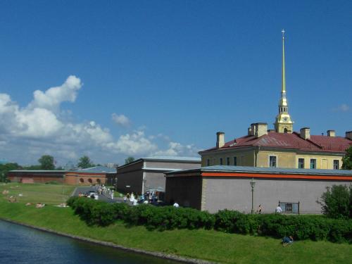 ペトロパブロフスク要塞の夏の風景２