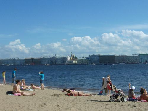 ペトロパブロフスク要塞の夏の風景-４T