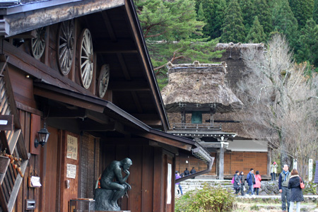 〜冬紅葉〜紅葉の季節が終わりに近づき、６