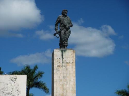 チェ・ゲバラ記念霊廟／サンタクララ