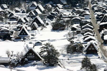 冬の旅行は世界遺産に溢れた白川郷で 歴史