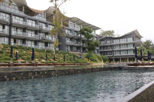 ビヨンドプール