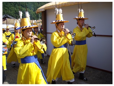 パレードが始まりました。