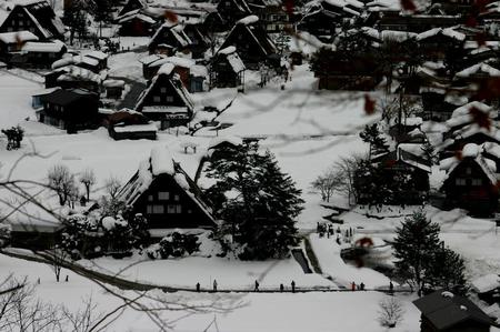 今年は最大9連休! 世界遺産 白川郷で4