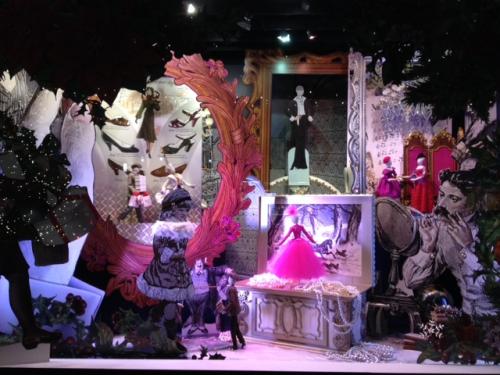 ロード・アンド・テイラーのショーウィンド