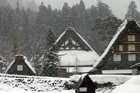 世界遺産 白川郷 〜厳しい冷え込み1