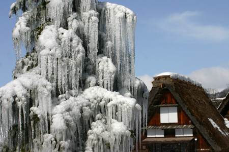 明日２月８日(土) 雪予報 ６