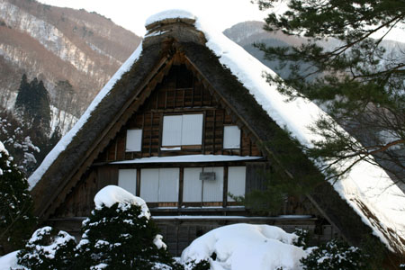 景色が素晴らしいと有名な 白川郷 8
