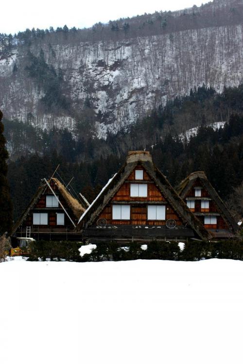 かん町は荻町の中心部から少し離れて。。8