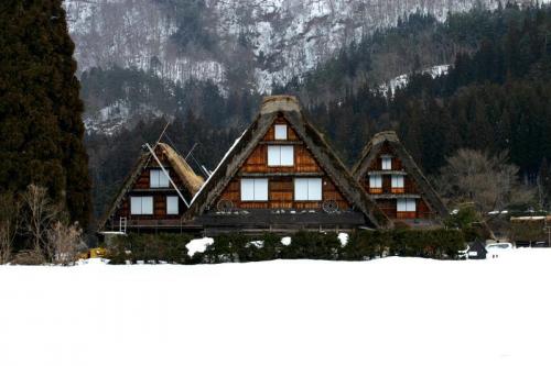 かん町は荻町の中心部から少し離れて。。9