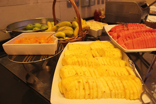 フルーツコーナーも充実