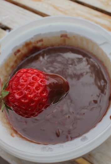 いちごチョコフォンデュ