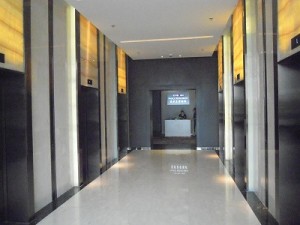 ハノイ JW クリスタルジェイ2