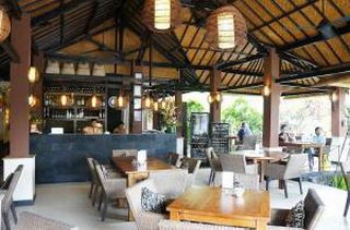 カフェ・デ・アーティステス2