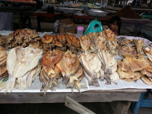 コタキナバル 干物