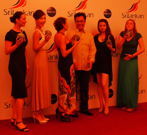 ワンワールド加盟記念ディナーCAドレス