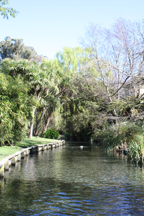 Ｐ７３-０３３Ｆ