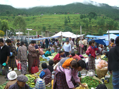 バザールには唐辛子の山!!
