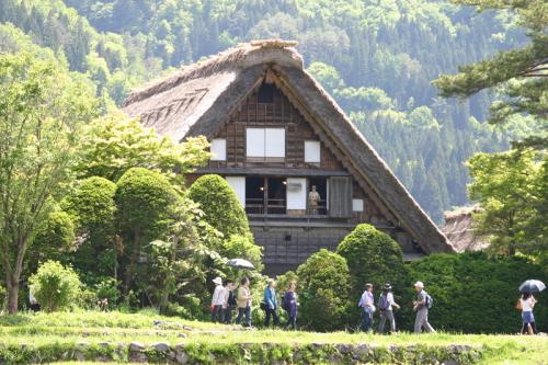 飛騨の大自然にすっぽり包まれた 5