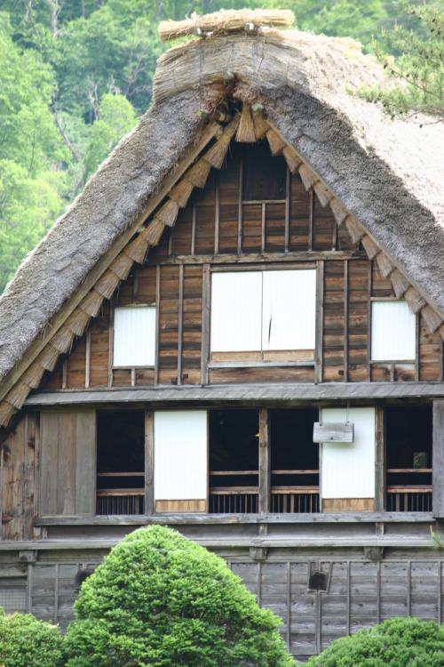 ジメジメして、気が重くなりがちの季節4