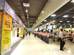 プノンペン イオンモール3-4