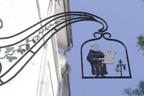 シャンパン村の可愛い看板