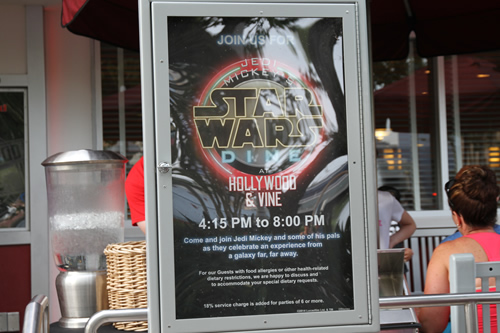 ハリウッド&バイン入り口2