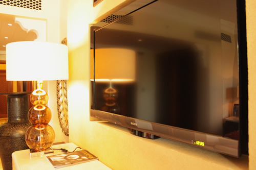 40インチのソニーの壁掛け衛星テレビ