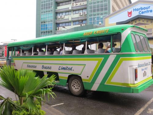 ナセセ・バス ナセセバス