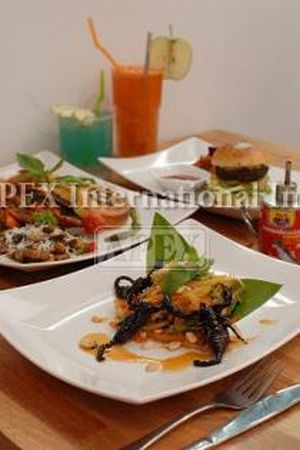 バグズ・カフェ