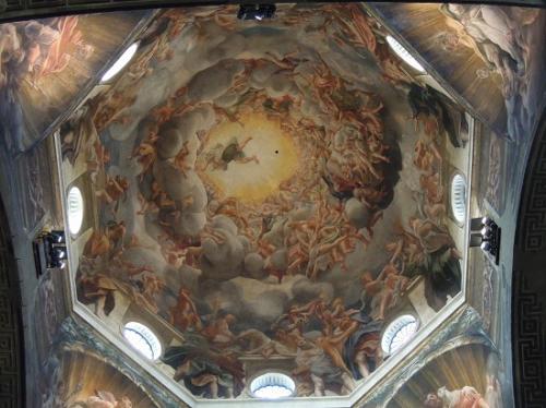 コレッジョの「聖母被昇天」拡大