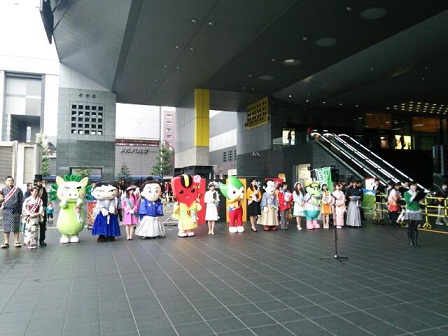 龍馬関係ゆるキャラ大集合@京都駅.jpg