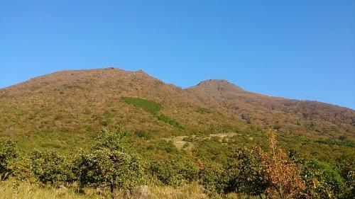 塚原高原に向かう途中の紅葉具合