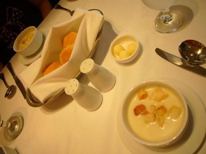 レストランBistro★PICホテル内