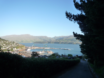 Ｐ７５-０８１Ｆ