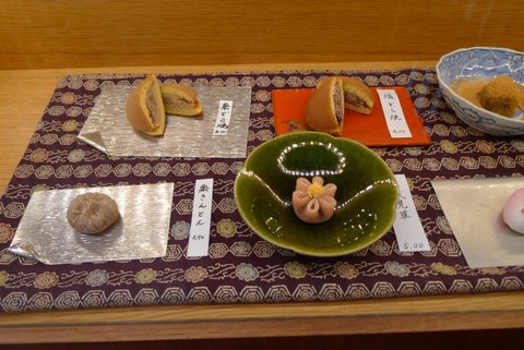 パリの和菓子店、和楽で洒落た弁当定食を