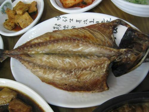 安東地方名物の干物・安東塩鯖