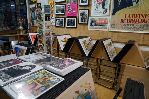 映画ポスターの専門店