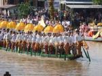 インレー湖ボート祭り