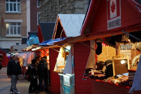 アミアンのクリスマス市は世界一周