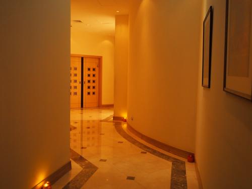 クレオパトラ 廊下.jpg