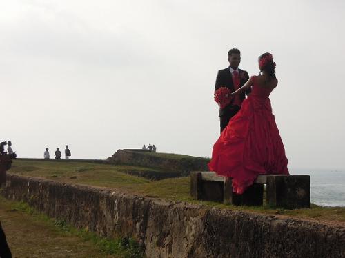 ゴールの城壁のカップル