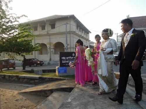 ゴール、朝の新婚さん